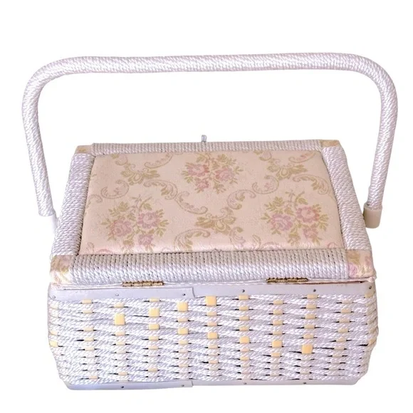 Vintage Sewing Basket - Picture 4 of 7